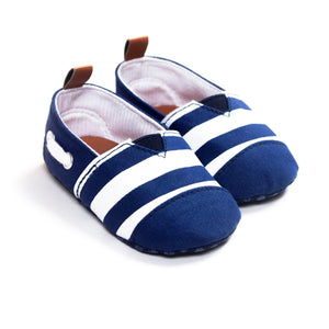 Zapatos con suela suave tipo alpargatas para bebé niño con piel color azul marino de tela